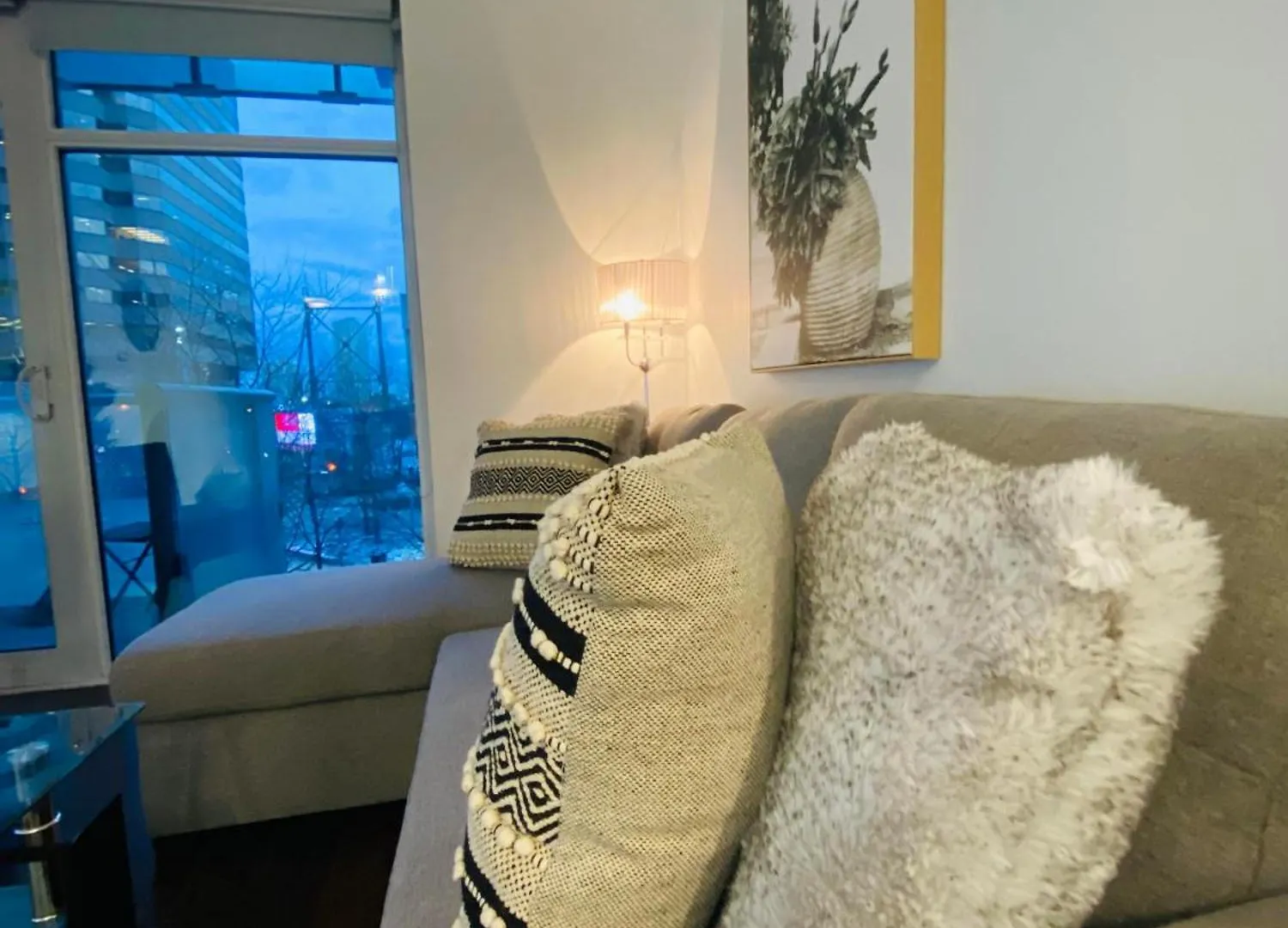 Apartment Rivetstays - The Atmos II Toronto