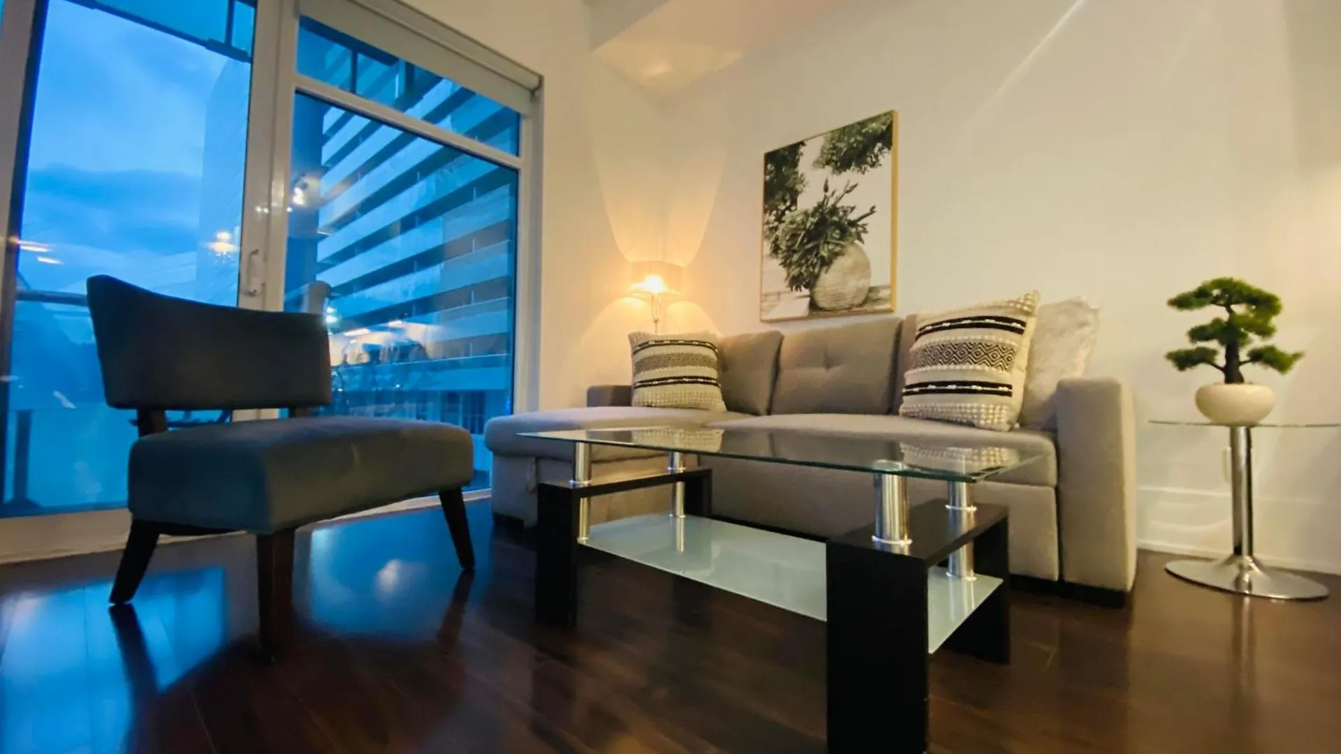 Rivetstays - The Atmos II Toronto