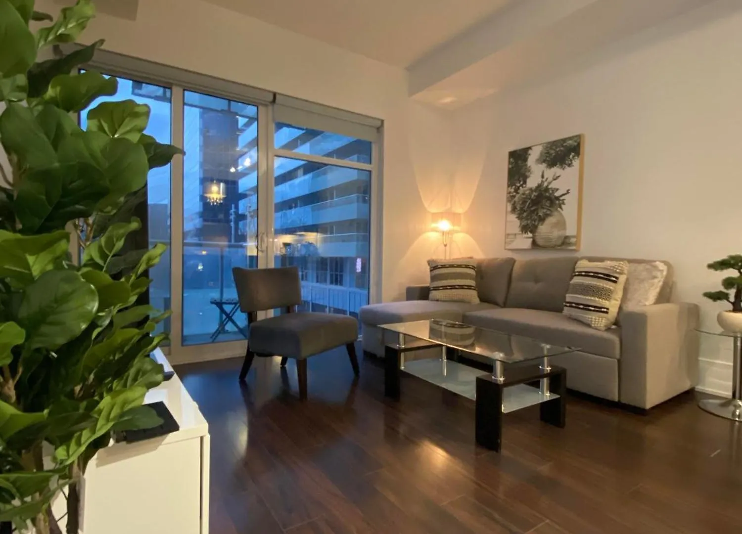 Apartment Rivetstays - The Atmos II Toronto