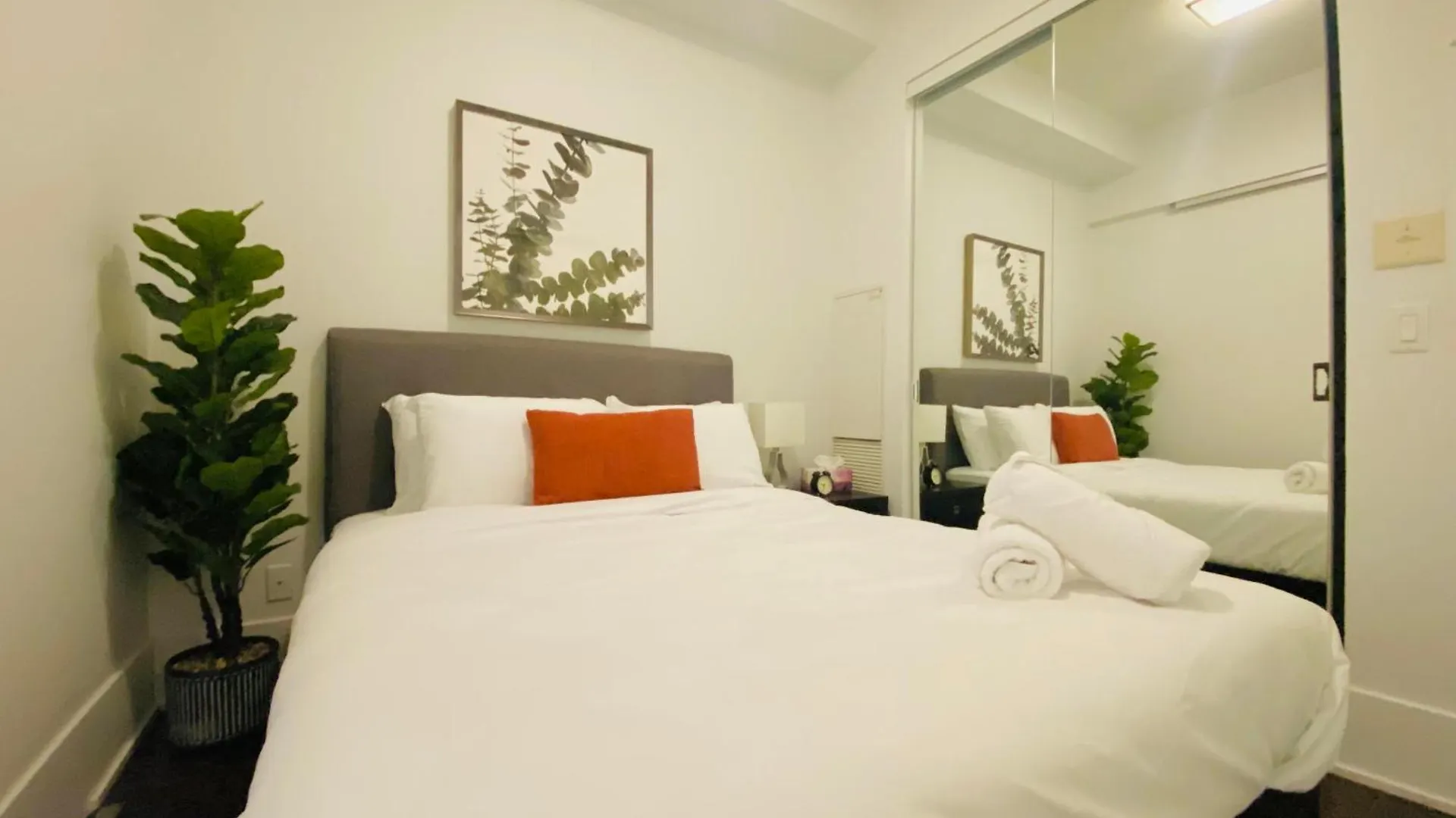 Apartment Rivetstays - The Atmos II Toronto